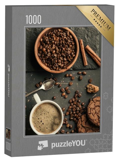 Puzzle de 1000 pièces « Ensemble de grains de café torréfiés, de café et de biscuits »