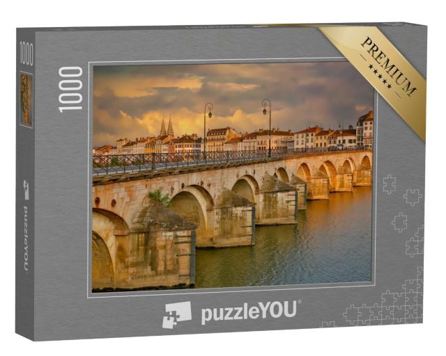 Puzzle de 1000 pièces « Le pont historique Saint-Laurent sur la rivière Soane »