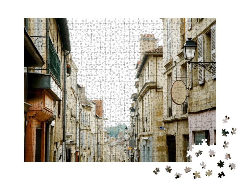 Puzzle de 1000 pièces « Rue de la vieille ville française. Poitiers »