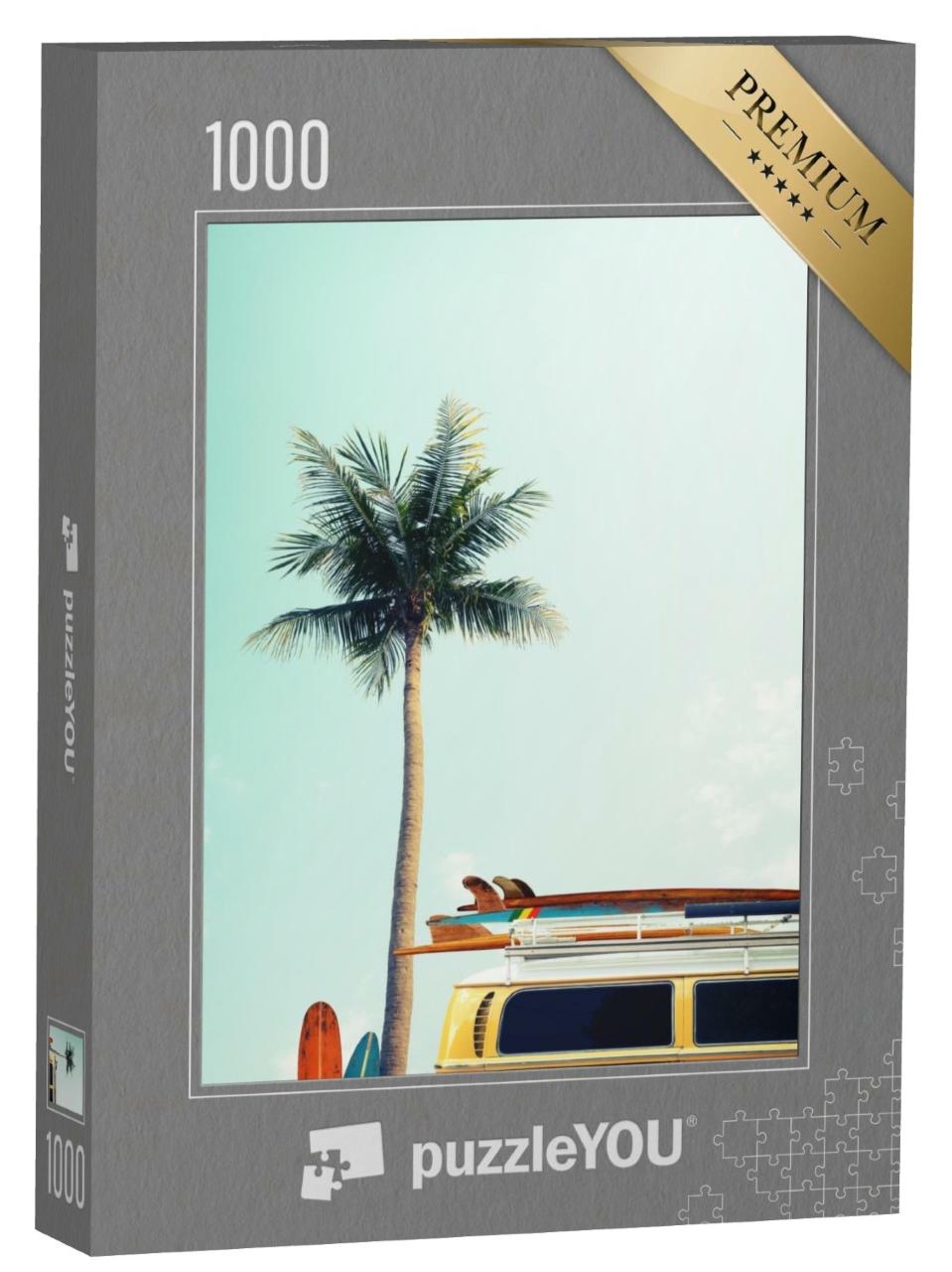 Puzzle de 1000 pièces « Des planches de surf sur le toit d'un bus vintage »