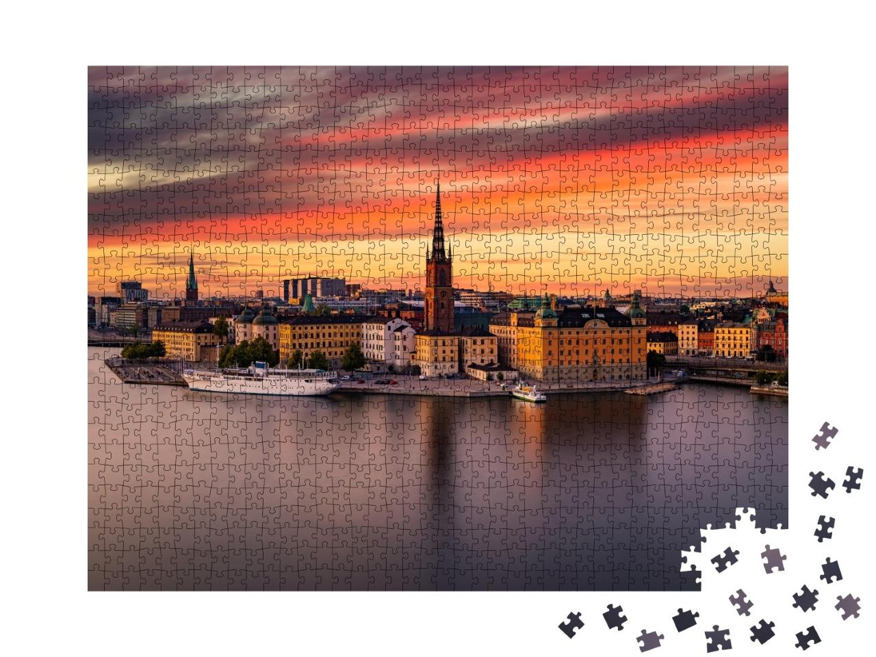 Puzzle de 1000 pièces « Gamla Stan, la vieille ville de Stockholm au coucher du soleil, Suède »