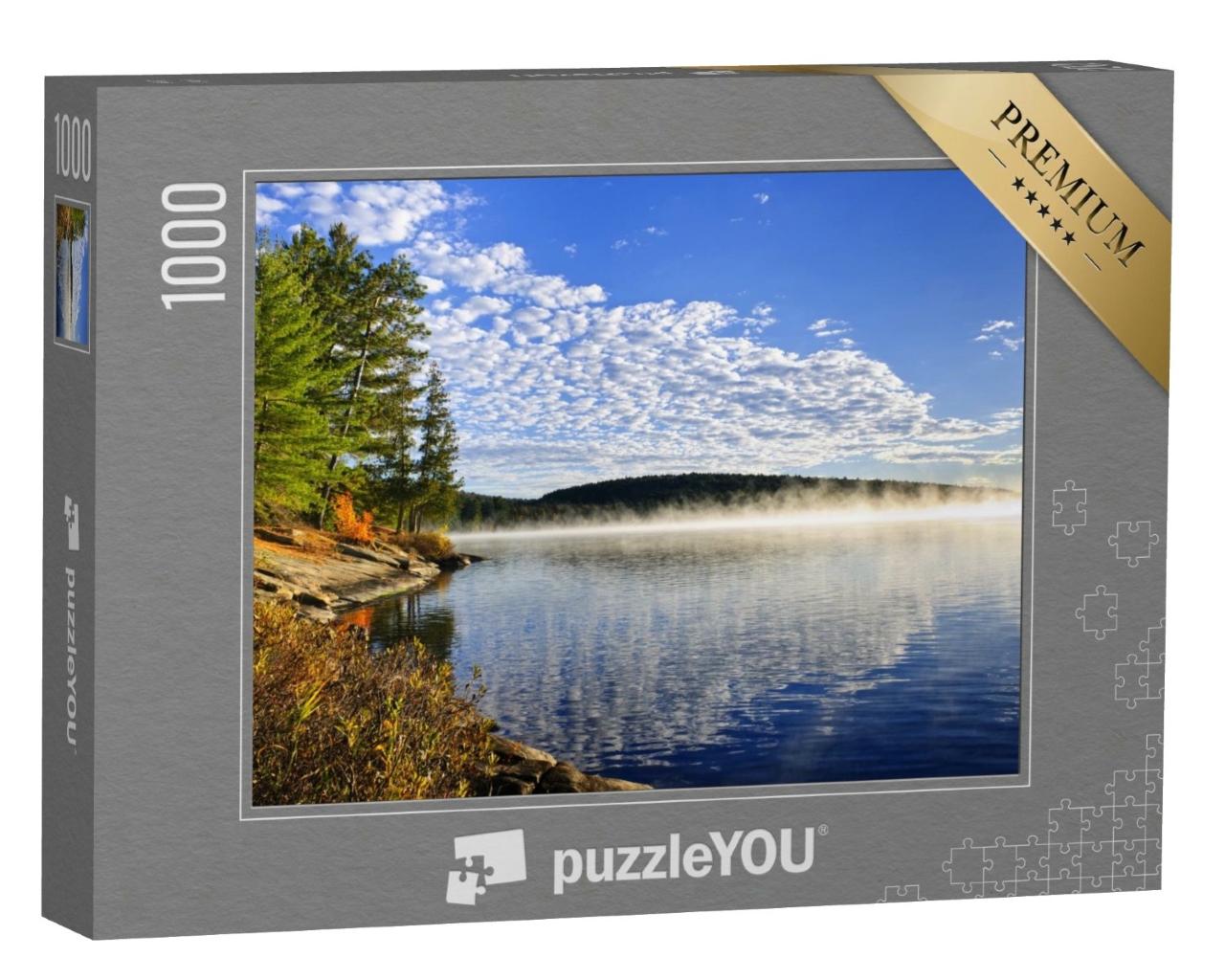 Puzzle de 1000 pièces « Bord de lac brumeux en automne, Lake of Two Rivers, Ontario, Canada »