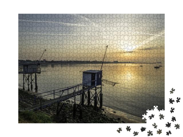 Puzzle de 1000 pièces « Lever de soleil sur la baie et la plage de Saint-Nazaire en France »