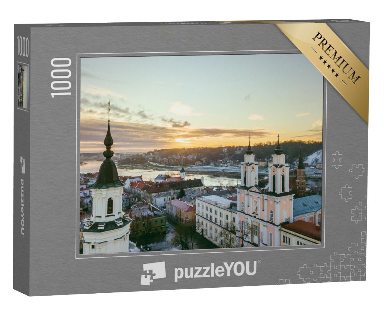 Puzzle de 1000 pièces « Tôt le matin en hiver : vieille ville de Kaunas, Lituanie »