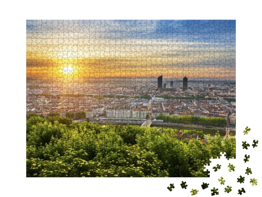 Puzzle de 1000 pièces « Vue de Lyon au lever du soleil, France. »