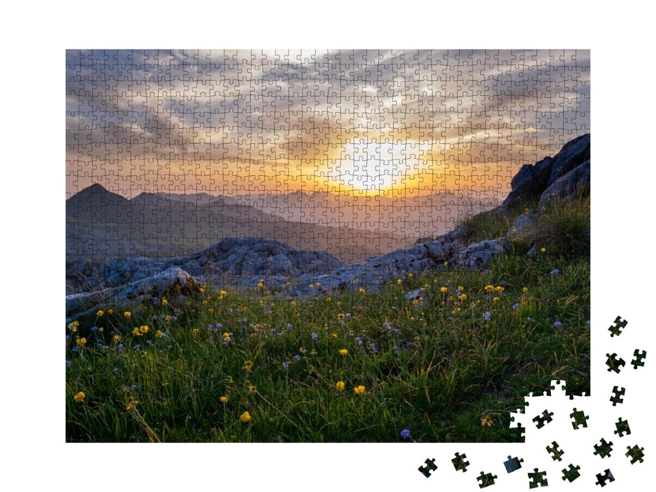 Puzzle de 1000 pièces « Coucher de soleil sur le mont Taljanka entre l'Albanie et le Monténégro »