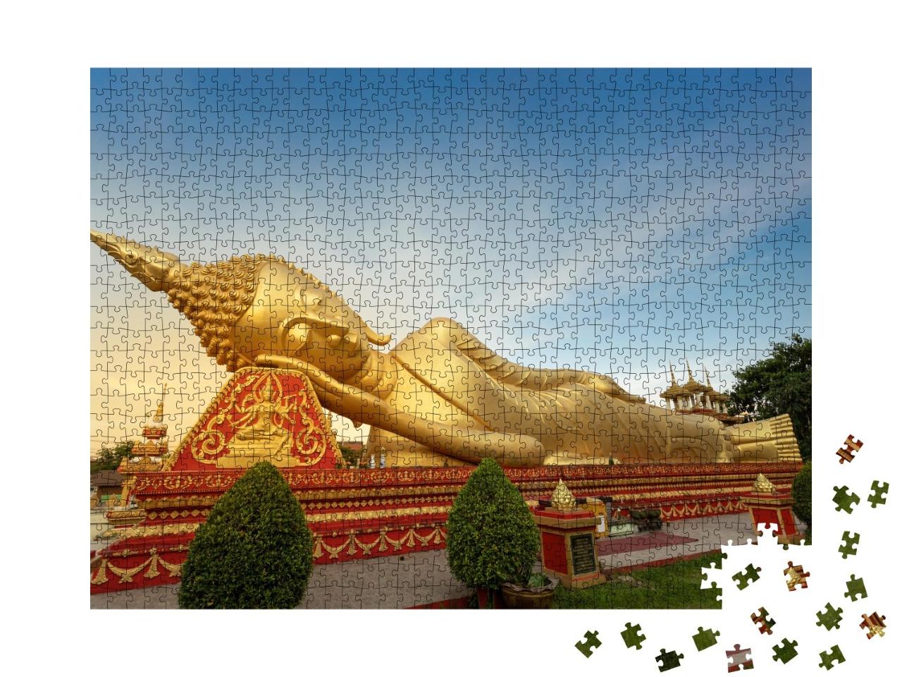 Puzzle de 1000 pièces « Statue de Bouddha couché doré à Vientiane, Laos »