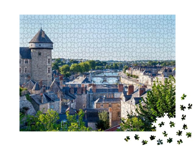 Puzzle de 1000 pièces « Rives de la rivière Mayenne, ville de Laval, Mayenne, Pays de Loire, France »