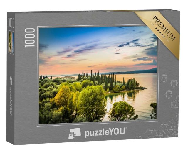Puzzle de 1000 pièces « Beau coucher de soleil sur le lac de Garde, Italie »