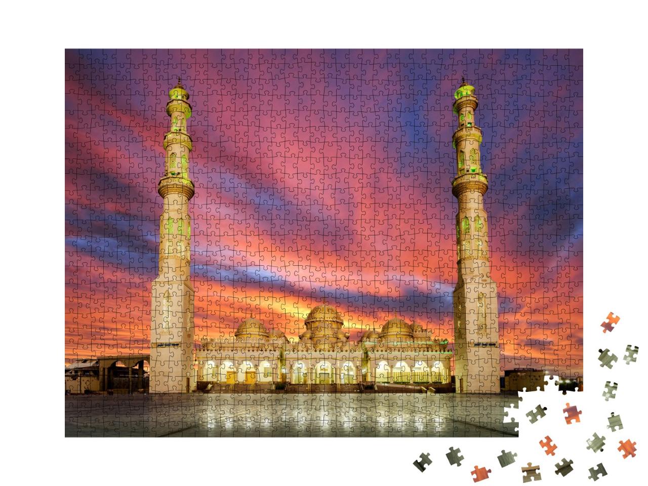 Puzzle de 1000 pièces « Lever de soleil sur la mosquée d'Hurghada, Égypte »