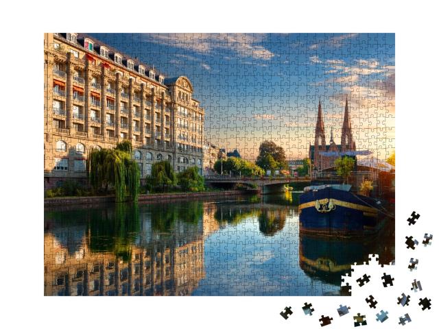 Puzzle de 1000 pièces « Église réformée Saint-Paul de Strasbourg au lever du soleil, France »