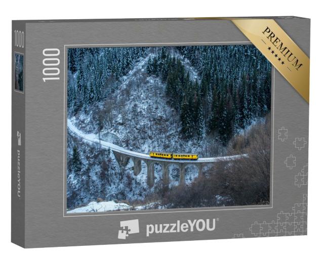 Puzzle de 1000 pièces « Le petit train jaune roule en hiver, à Mont-Louis, Pyrénées-Orientales, France »