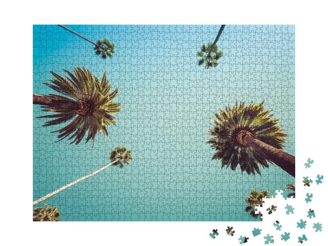 Puzzle de 1000 pièces « Ciel bleu au-dessus des palmiers »