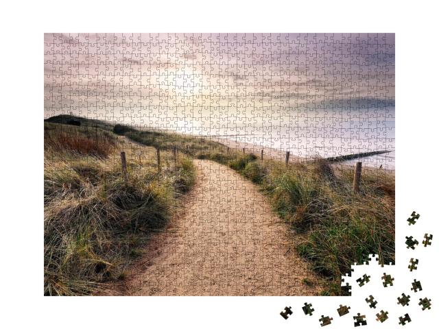 Puzzle de 1000 pièces « Chemin sur la dune avec vue sur la plage de la mer du Nord, Vlissingen »