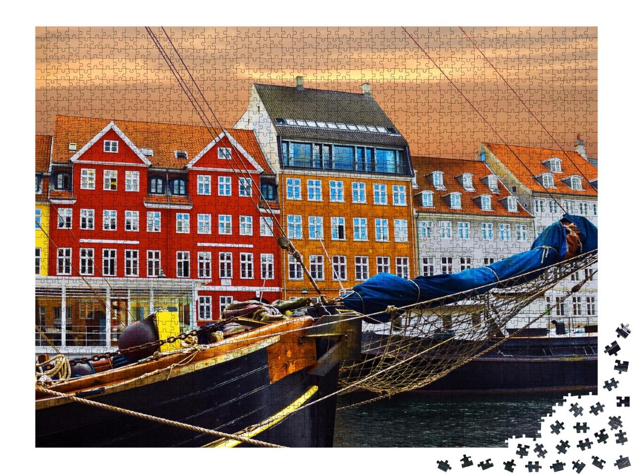 Puzzle de 2000 pièces « Yachts et maisons colorées sur le front de mer à Nyhavn »