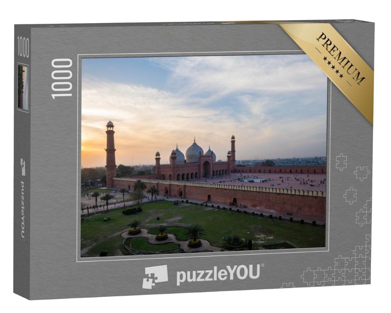 Puzzle de 1000 pièces « Ambiance paisible le soir à la mosquée Badshahi à Lahore, Pakistan »