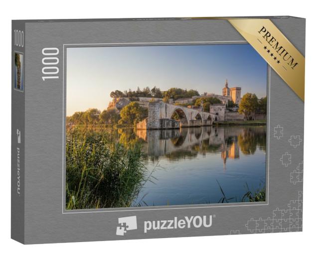 Puzzle de 1000 pièces « Vieux pont d'Avignon au coucher du soleil en Provence, France »