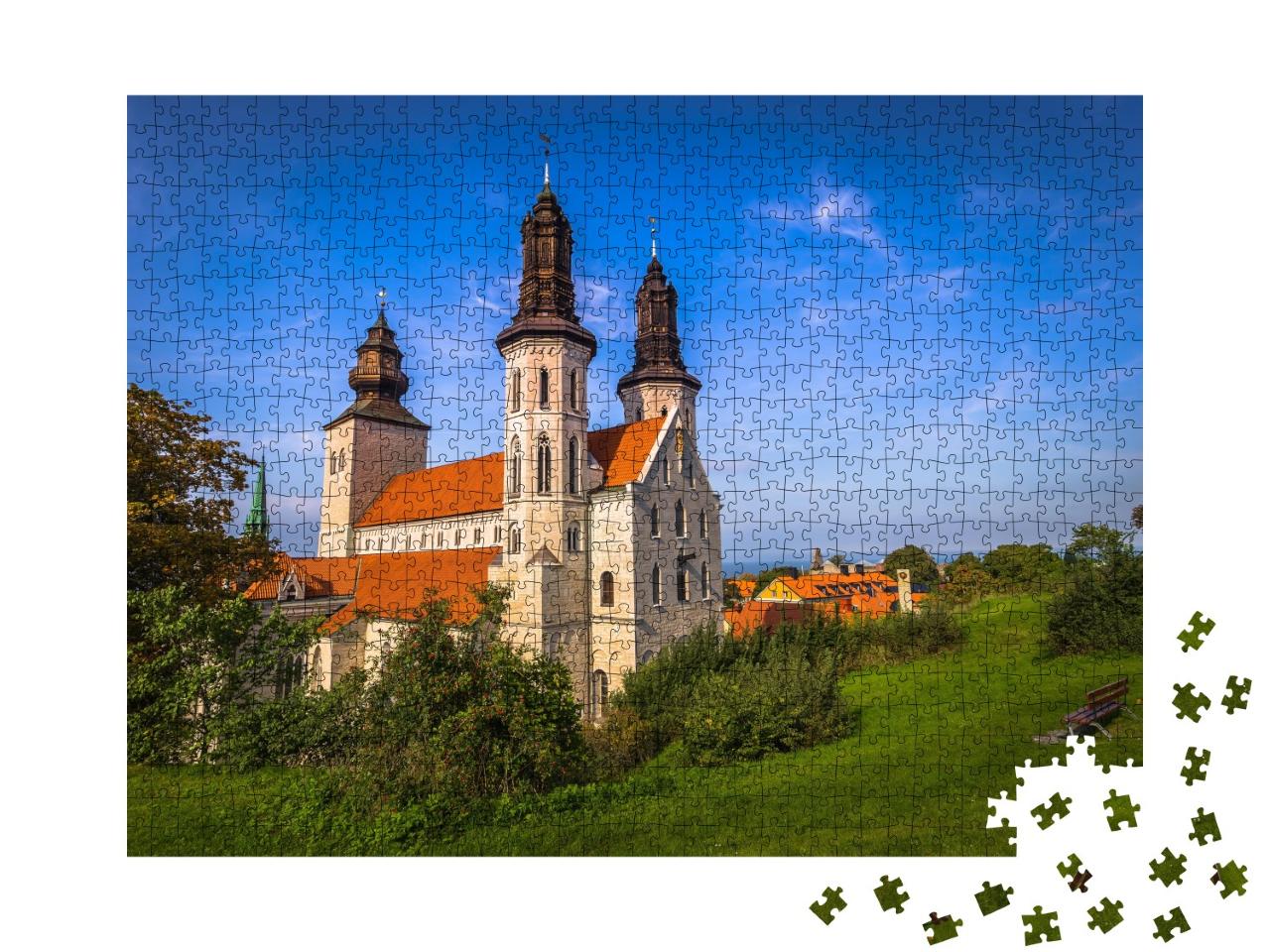 Puzzle de 1000 pièces « Cathédrale de l'ancienne ville de Visby sur l'île de Gotland, Suède »