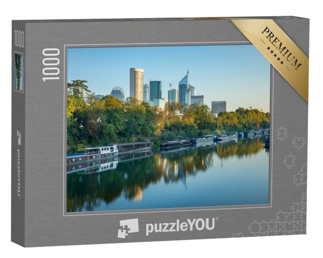 Puzzle de 1000 pièces « Promenade le long de la Seine avec le quartier d'affaires de la Défense à Paris »