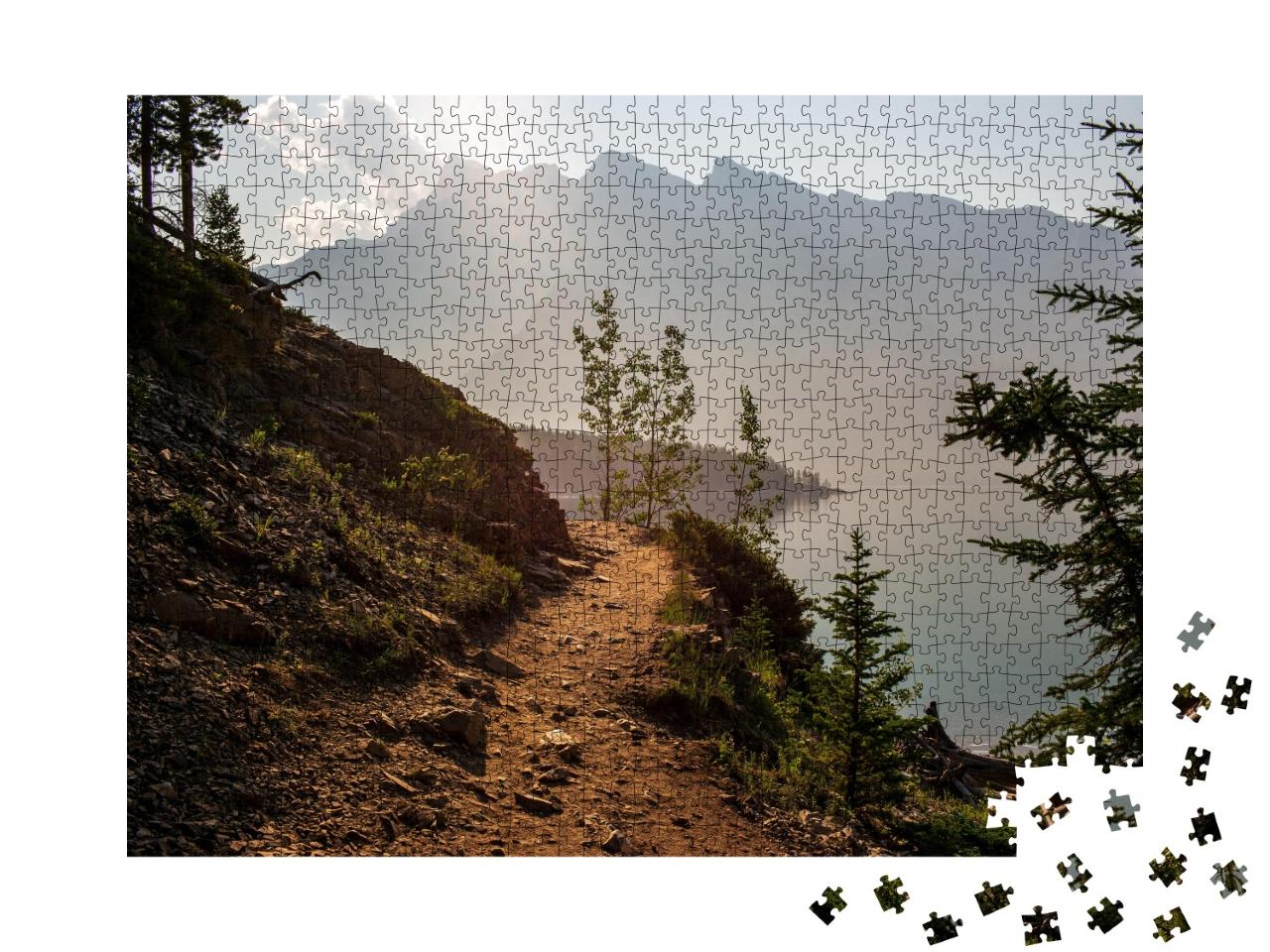 Puzzle de 1000 pièces « Sentier de randonnée au bord du lac »