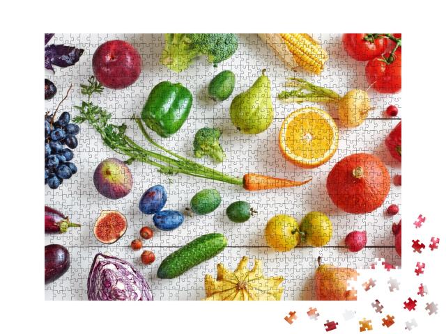 Puzzle de 1000 pièces « Fruits et légumes sur une table blanche »