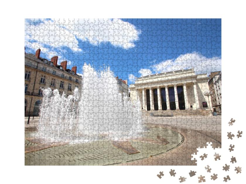 Puzzle de 1000 pièces « Nantes (France) - Théâtre et fontaine de la place Graslin »
