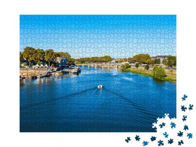 Puzzle de 1000 pièces « La Loire près d'Angers dans l'ouest de la France »