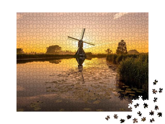 Puzzle de 1000 pièces « Lever de soleil sur un paysage fluvial »