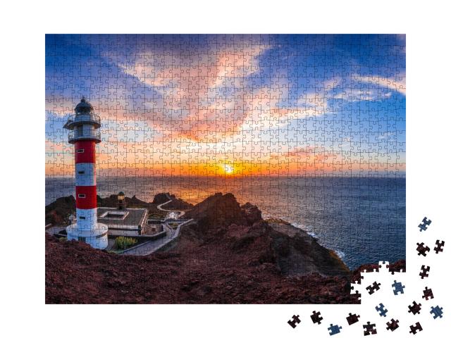 Puzzle de 1000 pièces « Coucher de soleil au phare de Punta de Teno, Ténériffe »
