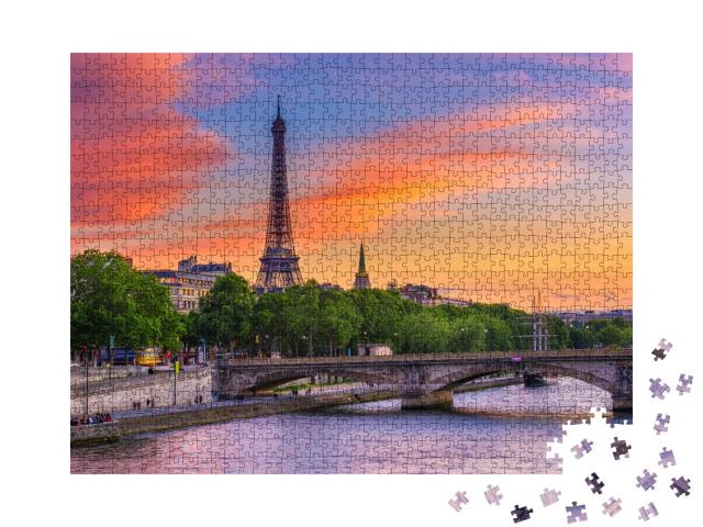 Puzzle de 1000 pièces « Coucher de soleil sur la Tour Eiffel et la Seine, Paris »