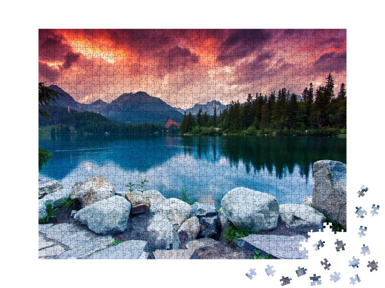 Puzzle de 1000 pièces « Lac de montagne dans le parc national des Hautes Tatras, Slovaquie »