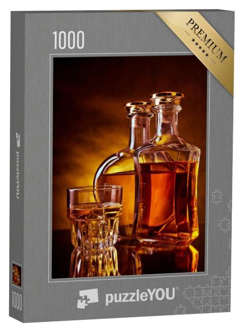 Puzzle de 1000 pièces « Verre avec glaçons et deux bouteilles de whisky »
