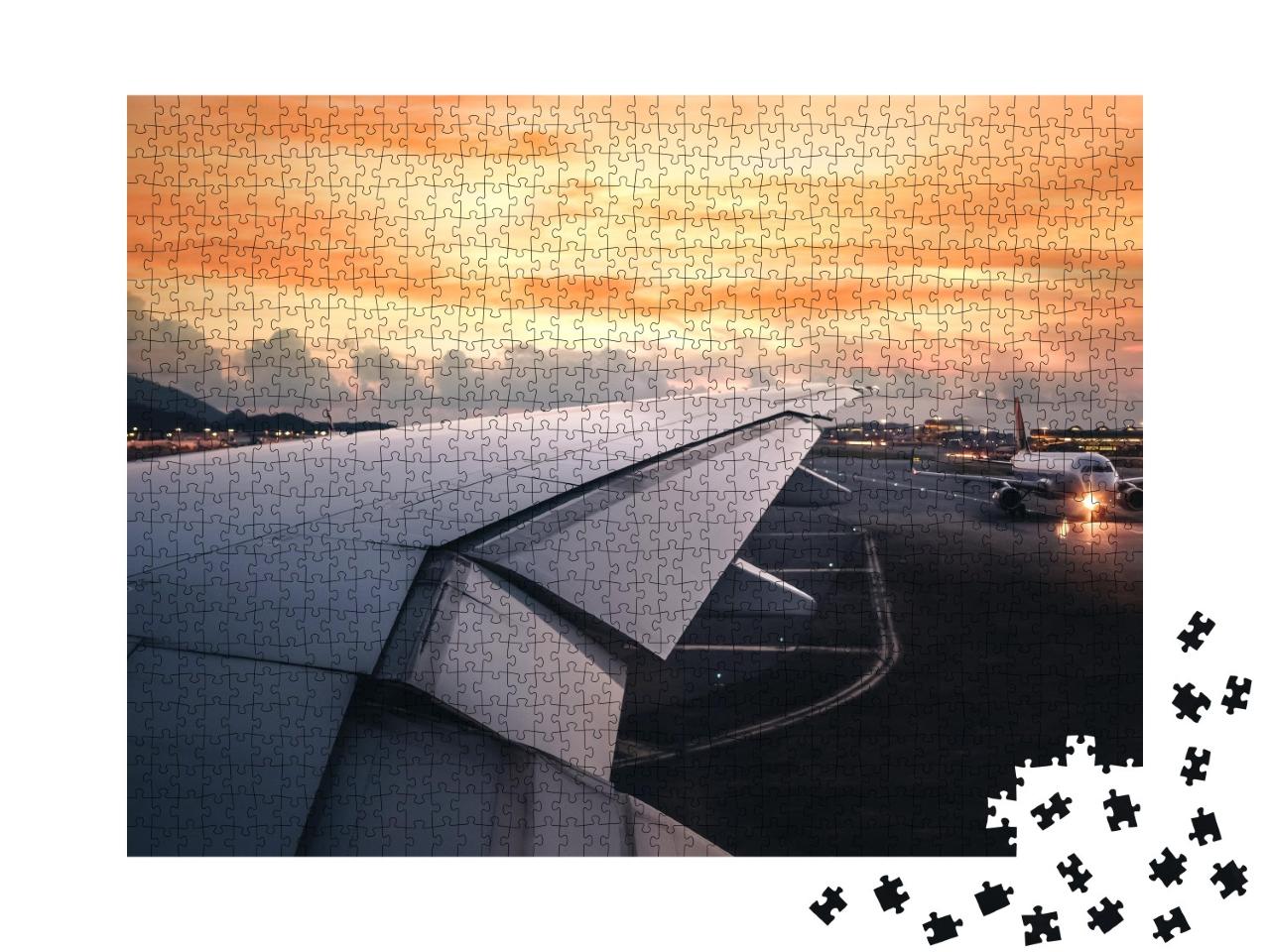 Puzzle de 1000 pièces « Coucher de soleil à l'aéroport »