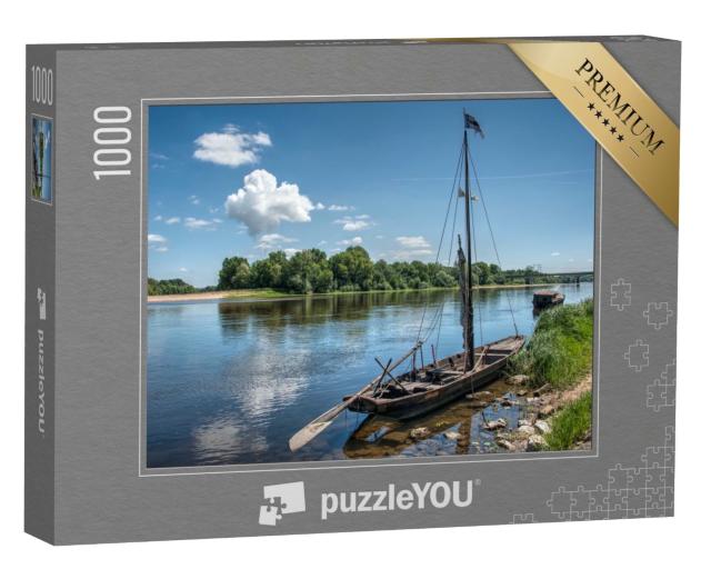 Puzzle de 1000 pièces « Petit bateau de pêche sur la Loire, dans l'ouest de la France »