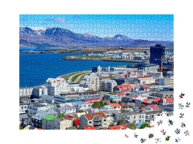 Puzzle de 1000 pièces « Reykjavik, la capitale de l'Islande, avec vue sur le port et le mont Esja »