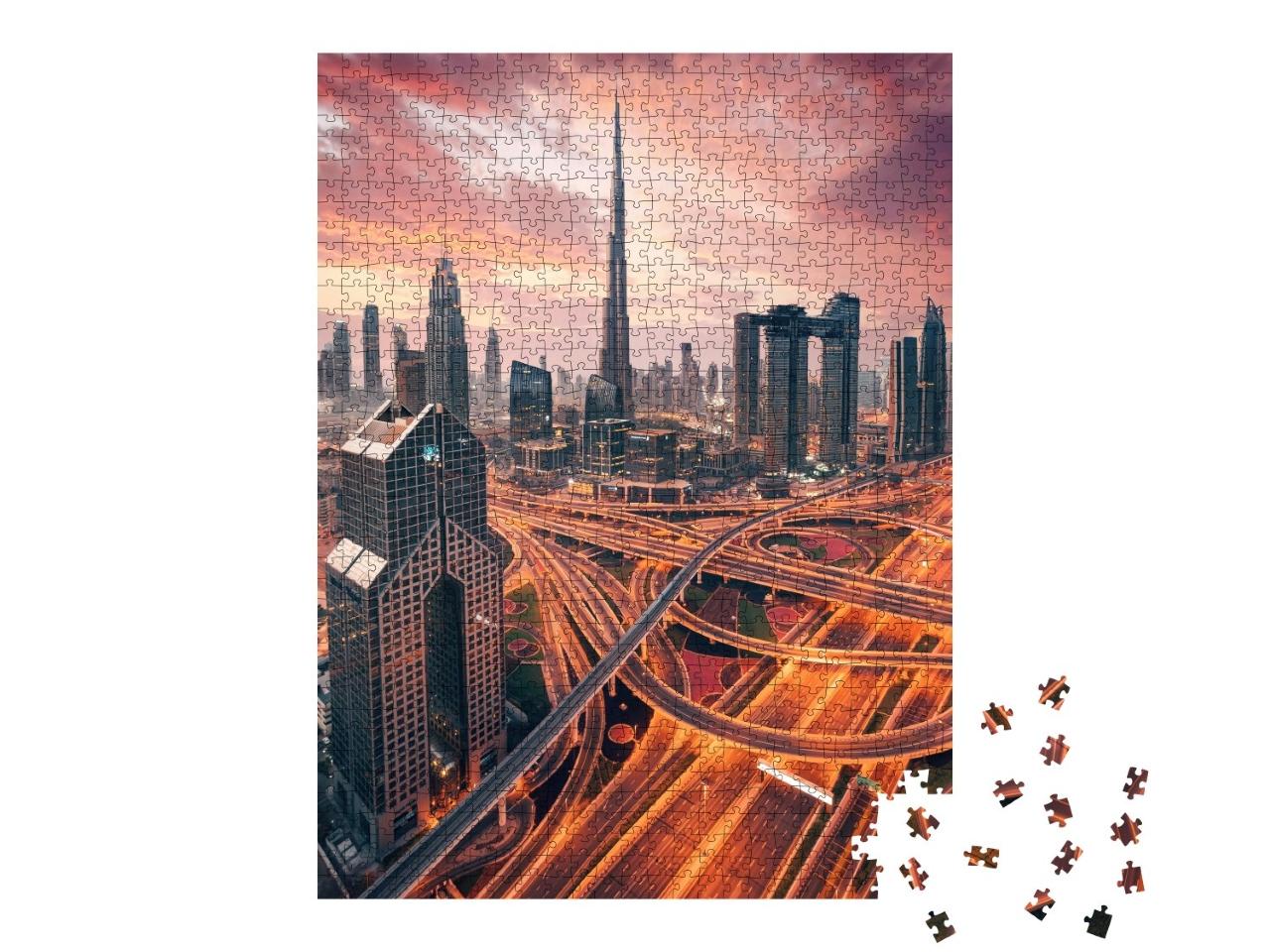 Puzzle de 1000 pièces « Magnifique lever de soleil sur le centre-ville de Dubaï »